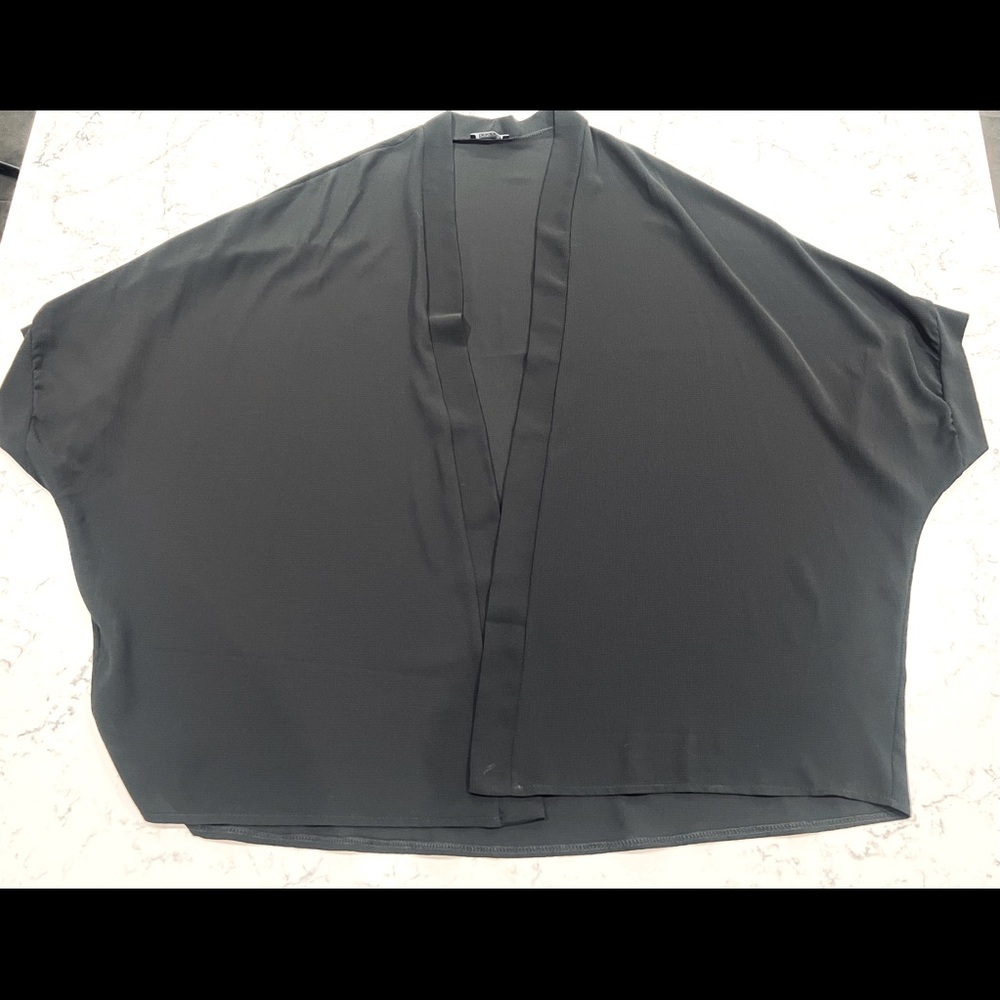 Boohoo Black Chiffon Kimono size 24 - Picture 2 of 4